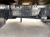 いすゞエルフ平ボディ小型（2t・3t）[写真18]