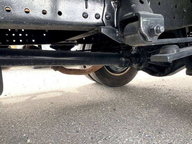 いすゞエルフ平ボディ小型（2t・3t）[写真19]