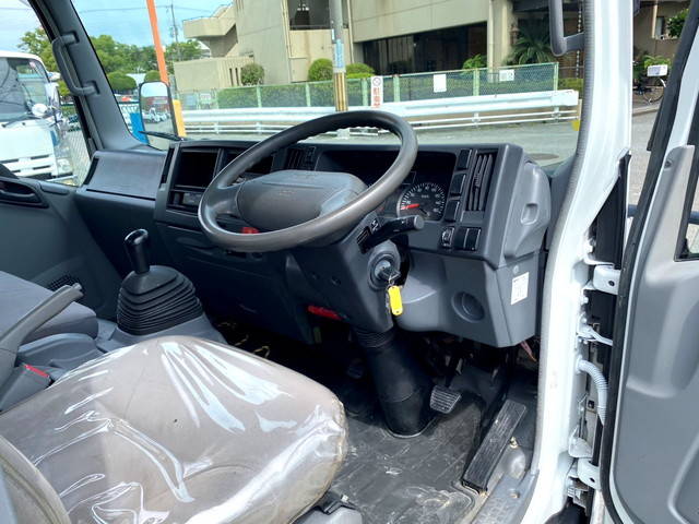 いすゞエルフ平ボディ小型（2t・3t）[写真27]