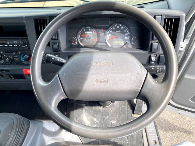 いすゞエルフ平ボディ小型（2t・3t）[写真31]