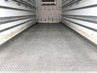 いすゞフォワード冷凍車（冷蔵車）中型（4t）[写真11]