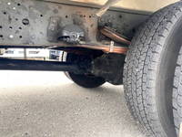 いすゞフォワード冷凍車（冷蔵車）中型（4t）[写真18]