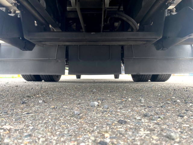 いすゞフォワード冷凍車（冷蔵車）中型（4t）[写真22]