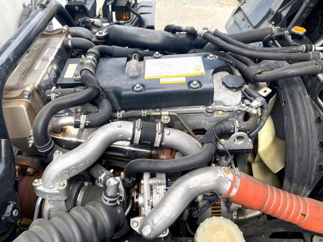 いすゞフォワード冷凍車（冷蔵車）中型（4t）[写真25]