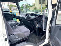 いすゞフォワード冷凍車（冷蔵車）中型（4t）[写真29]