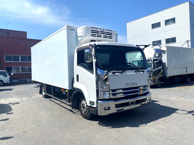 いすゞフォワード冷凍車（冷蔵車）中型（4t）[写真03]