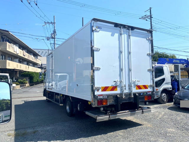 いすゞフォワード冷凍車（冷蔵車）中型（4t）[写真04]