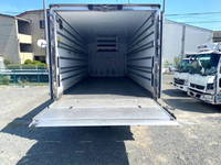 いすゞフォワード冷凍車（冷蔵車）中型（4t）[写真10]