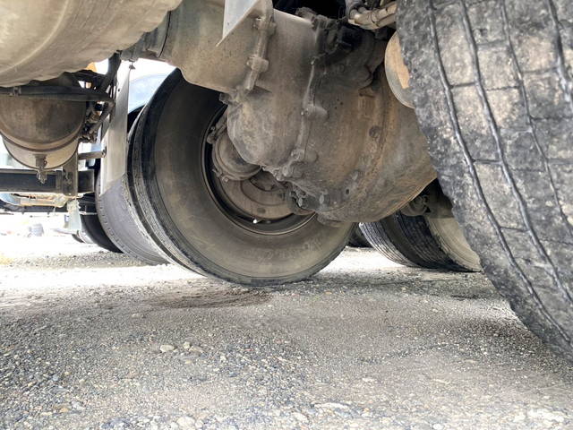 いすゞギガミキサー車（コンクリートミキサー）大型（10t）[写真23]