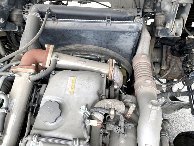 いすゞギガミキサー車（コンクリートミキサー）大型（10t）[写真31]