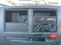 いすゞエルフ平ボディ小型（2t・3t）[写真22]