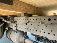 いすゞエルフ平ボディ小型（2t・3t）[写真26]