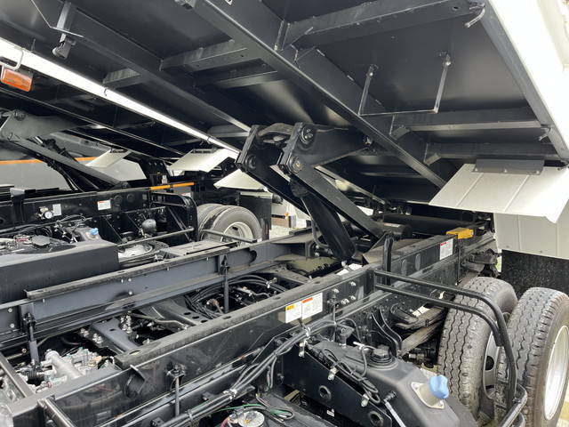 三菱ふそうファイターダンプ中型（4t）[写真09]