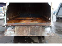 いすゞエルフパッカー車（塵芥車）小型（2t・3t）[写真15]