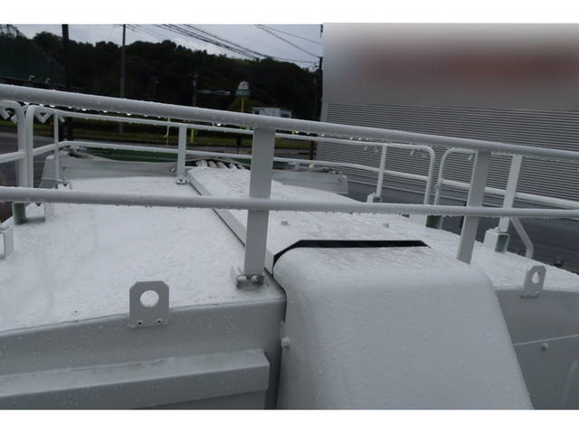 いすゞエルフパッカー車（塵芥車）小型（2t・3t）[写真23]