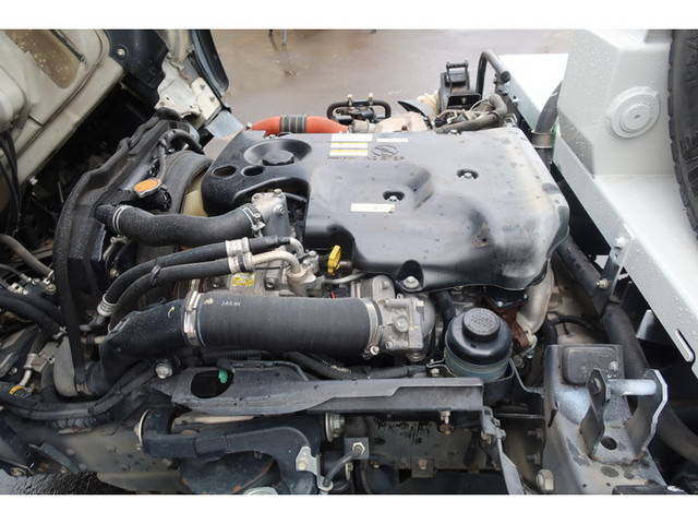 いすゞエルフパッカー車（塵芥車）小型（2t・3t）[写真26]