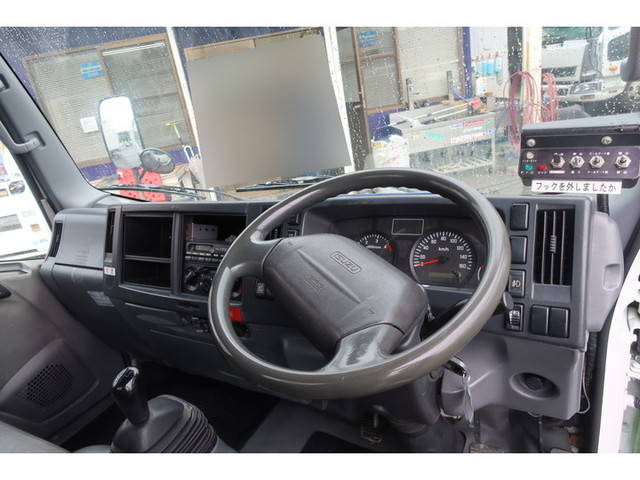 いすゞエルフパッカー車（塵芥車）小型（2t・3t）[写真31]