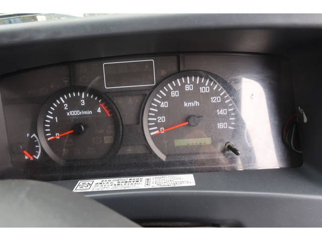 いすゞエルフパッカー車（塵芥車）小型（2t・3t）[写真32]