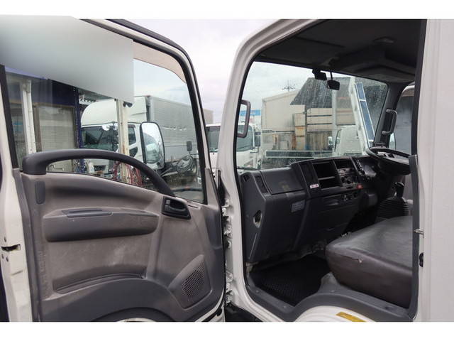 いすゞエルフパッカー車（塵芥車）小型（2t・3t）[写真37]