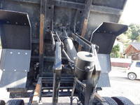 いすゞフォワードダンプ中型（4t）[写真13]