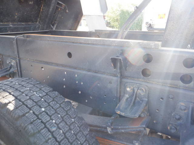 いすゞフォワードダンプ中型（4t）[写真21]