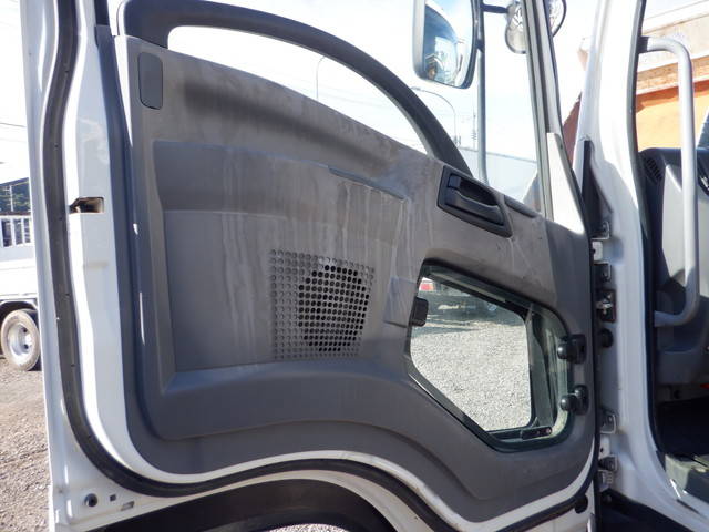 いすゞフォワードダンプ中型（4t）[写真29]