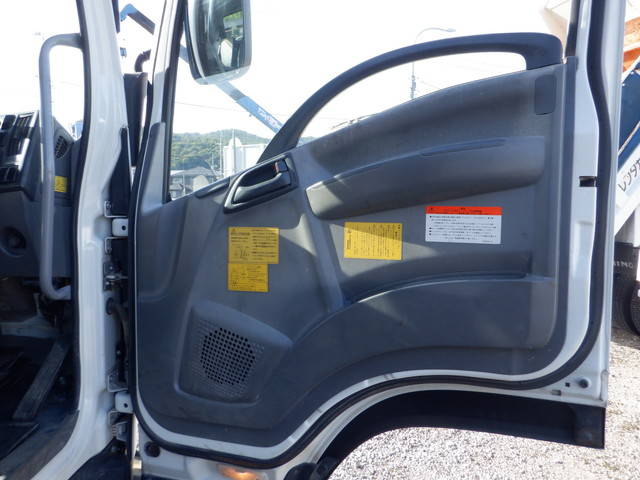 いすゞフォワードダンプ中型（4t）[写真31]