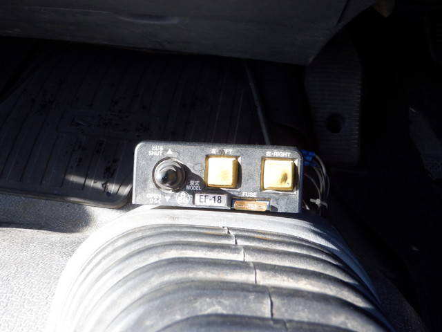 いすゞフォワードダンプ中型（4t）[写真37]