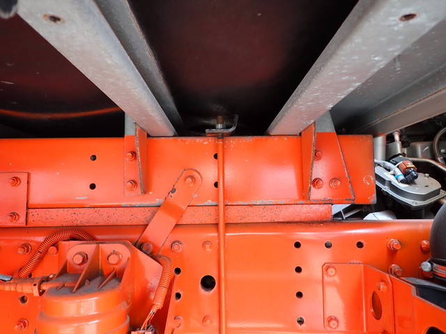 三菱ふそうキャンターアルミバン小型（2t・3t）[写真18]