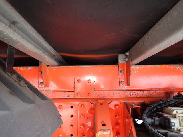 三菱ふそうキャンターアルミバン小型（2t・3t）[写真19]