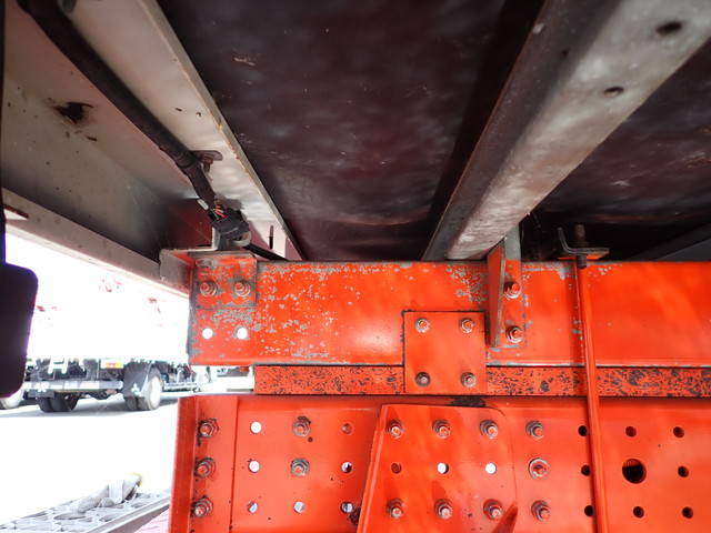 三菱ふそうキャンターアルミバン小型（2t・3t）[写真21]