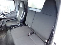 三菱ふそうキャンターアルミバン小型（2t・3t）[写真36]