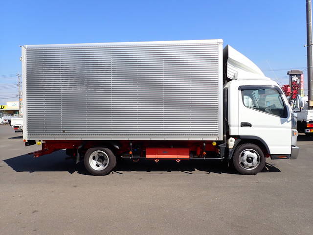 三菱ふそうキャンターアルミバン小型（2t・3t）[写真04]