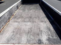 いすゞエルフ平ボディ小型（2t・3t）[写真11]