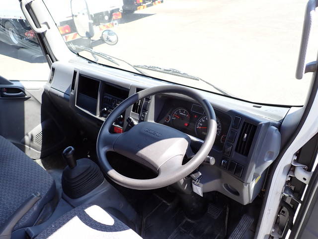 いすゞエルフ平ボディ小型（2t・3t）[写真24]