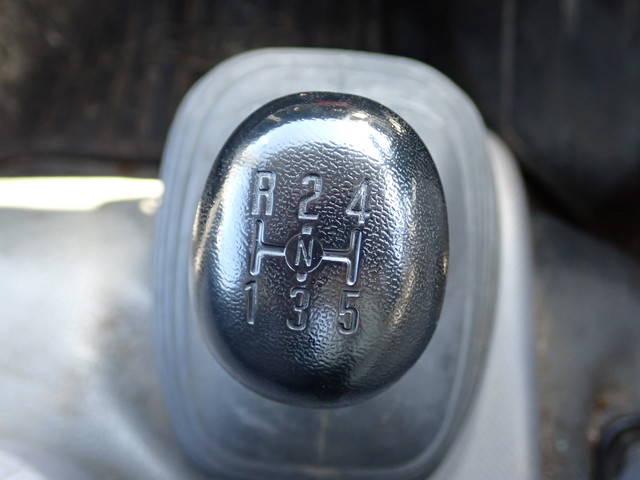 いすゞエルフ平ボディ小型（2t・3t）[写真25]