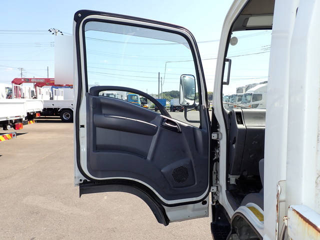 いすゞエルフ平ボディ小型（2t・3t）[写真28]