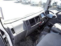 いすゞエルフ平ボディ小型（2t・3t）[写真30]