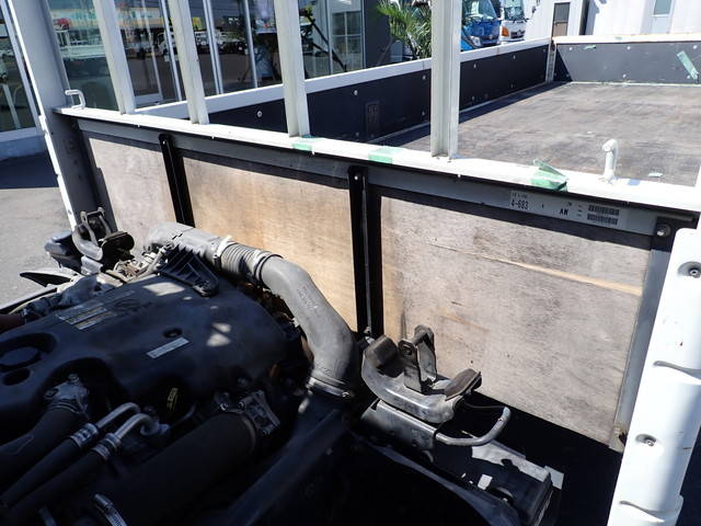 いすゞエルフ平ボディ小型（2t・3t）[写真08]