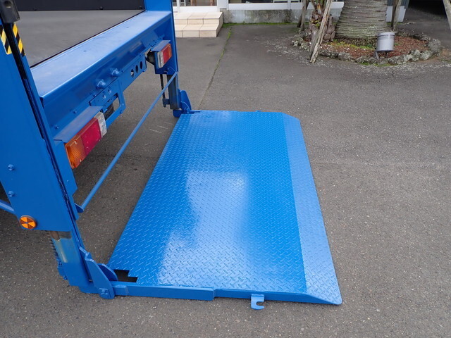 トヨタその他の車種ダブルキャブ（Wキャブ）小型（2t・3t）[写真14]