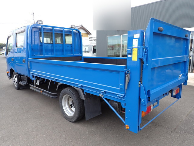 トヨタその他の車種ダブルキャブ（Wキャブ）小型（2t・3t）[写真02]