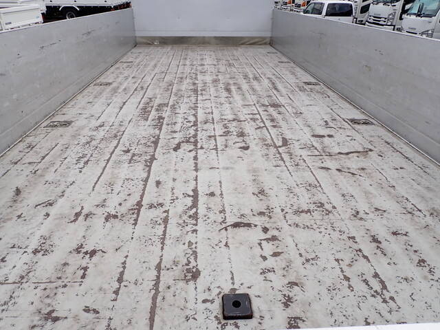 日野レンジャーアルミブロック中型（4t）[写真16]