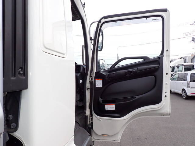 日野レンジャーアルミブロック中型（4t）[写真26]