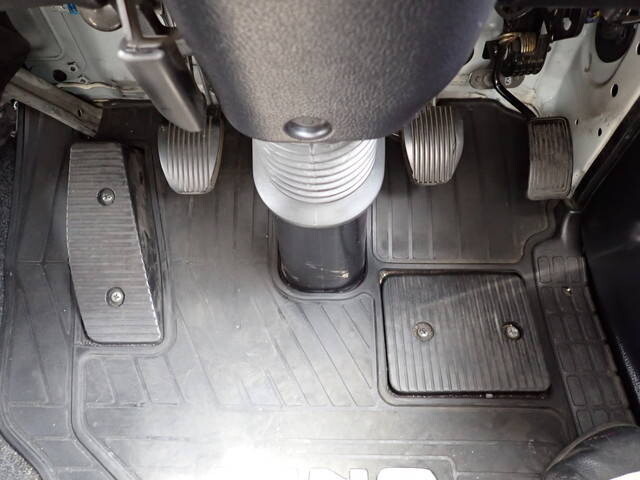 日野レンジャーアルミブロック中型（4t）[写真29]