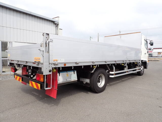 日野レンジャーアルミブロック中型（4t）[写真03]