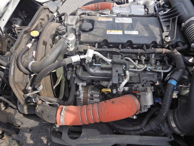 いすゞエルフコンテナ専用車小型（2t・3t）[写真12]