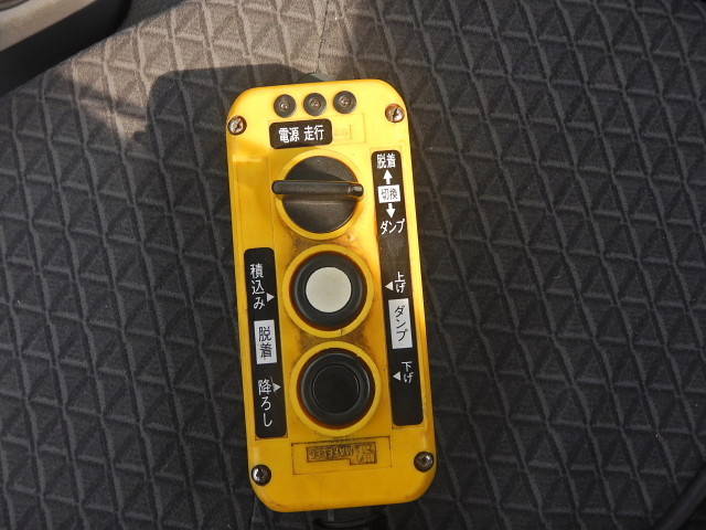 いすゞエルフコンテナ専用車小型（2t・3t）[写真19]