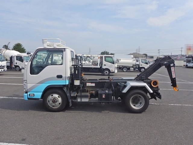 いすゞエルフコンテナ専用車小型（2t・3t）[写真21]