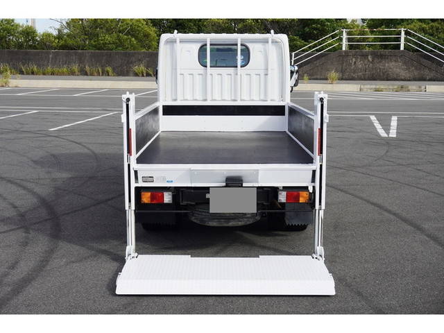 日産アトラス平ボディ小型（2t・3t）[写真11]