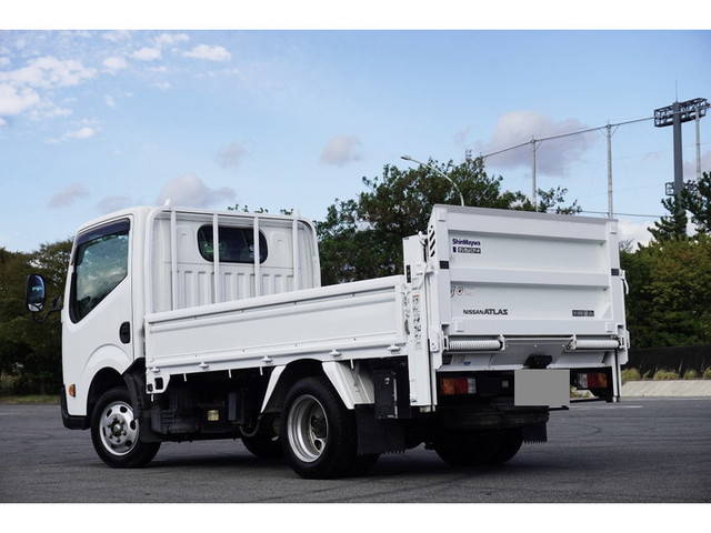 日産アトラス平ボディ小型（2t・3t）[写真02]